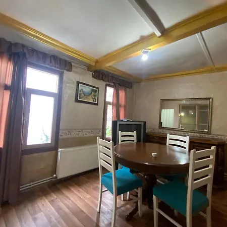 Dedenin Yeri Estambul