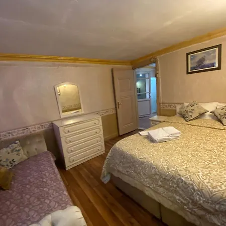 Dedenin Yeri Apartman Isztambul