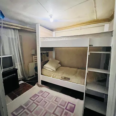 Apartman Dedenin Yeri