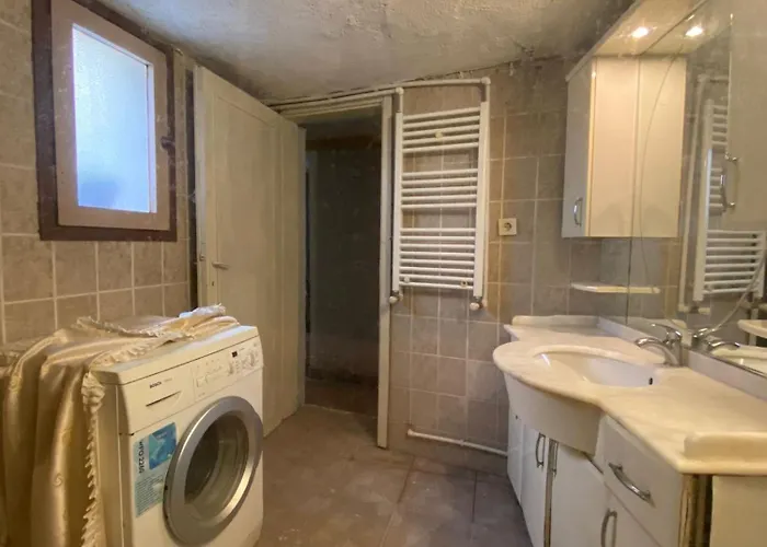 Dedenin Yeri Isztambul