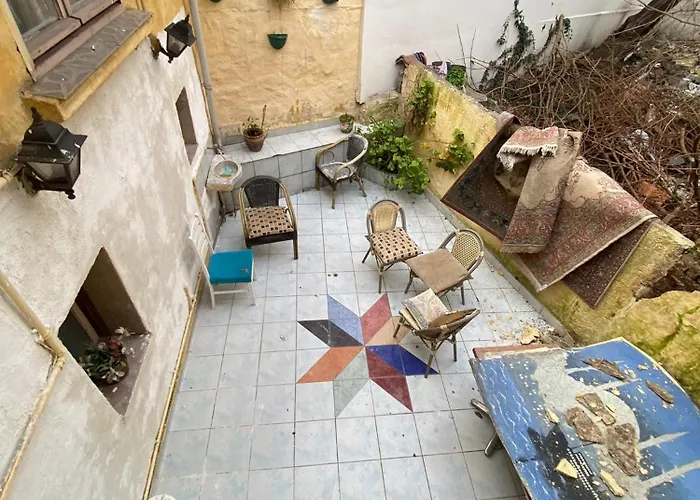 Apartman Dedenin Yeri *